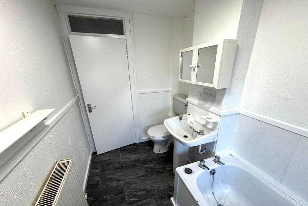 Vernon Drive, Linwood - Picture 11