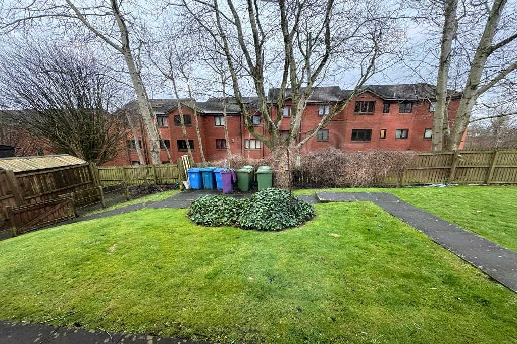 Campbell Street - Picture 13