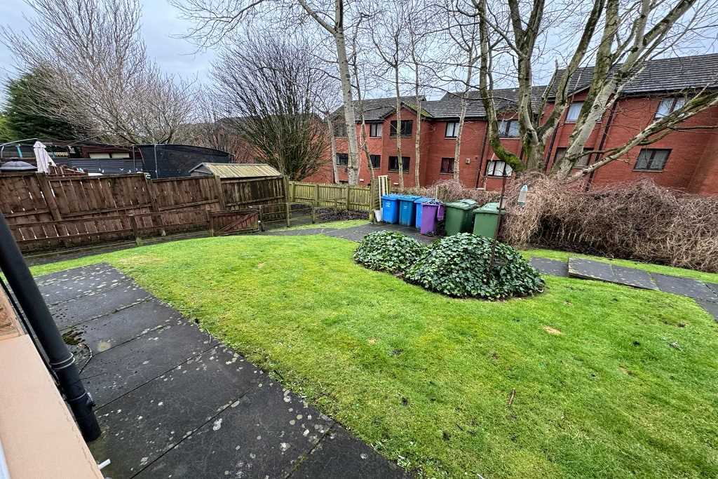 Campbell Street - Picture 14