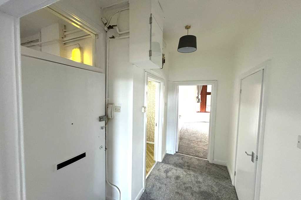 Farmeloan Road - Picture 2