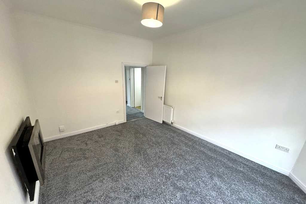 Farmeloan Road - Picture 5