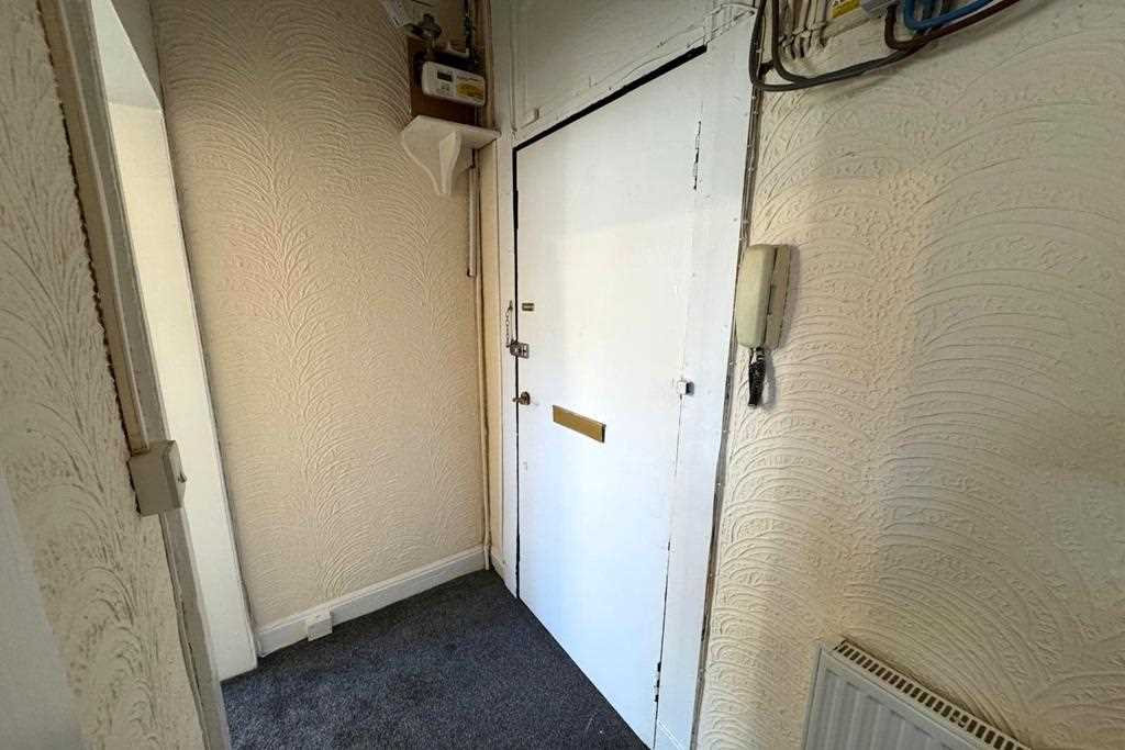 Dyke Street - Picture 2