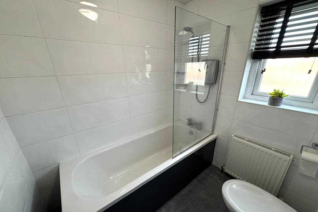 Buchanan Grove - Picture 15