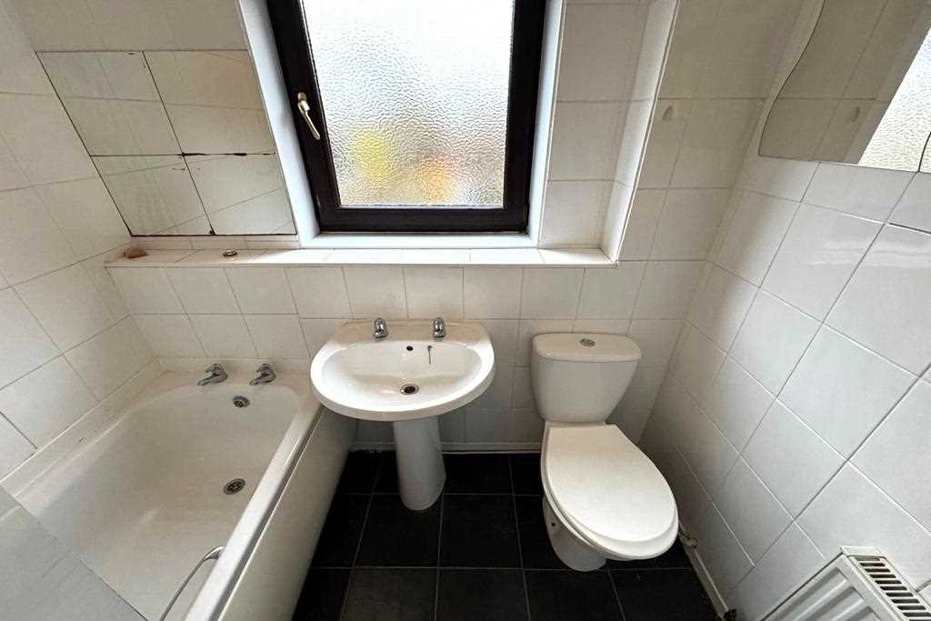 Budhill Avenue - Picture 8