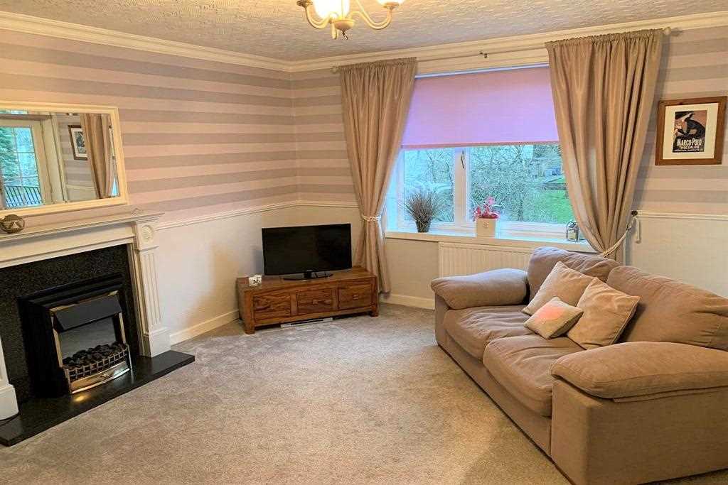 Cadder Road - Picture 2