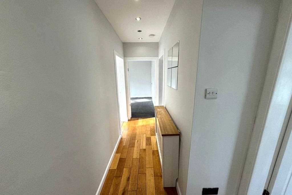 Talla Road - Picture 3