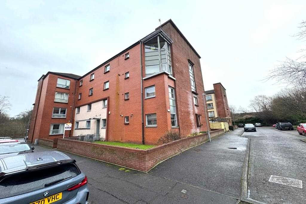 Tollcross Park View - Picture 1