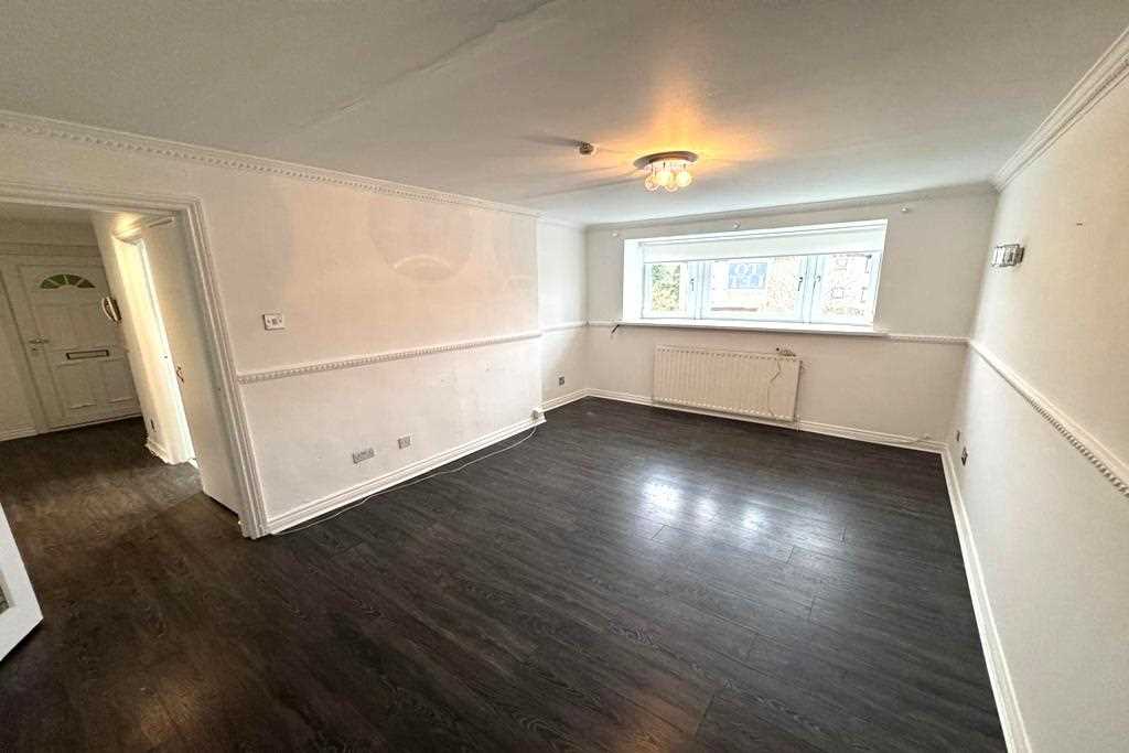 Denmilne Street - Picture 5