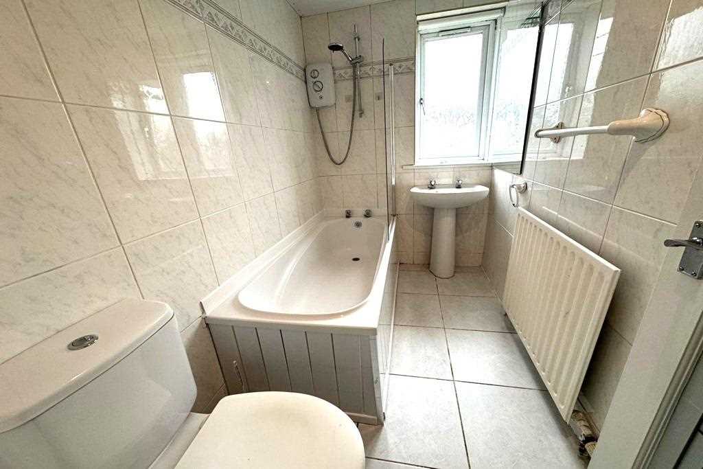 Denmilne Street - Print - Picture 11