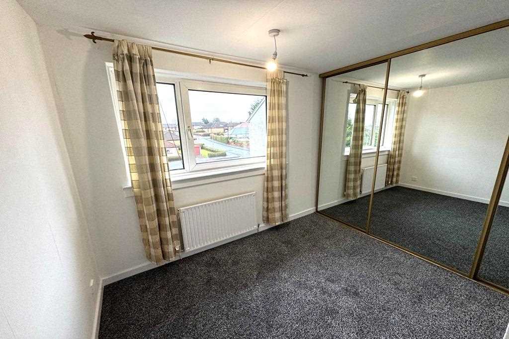 Earnock Street - Picture 14