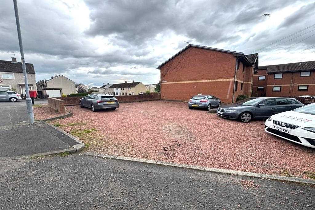 Dale Court - Picture 8