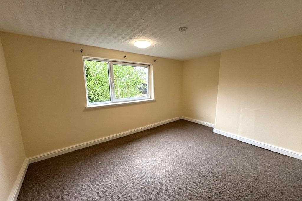 Berryknowes Road - Picture 5