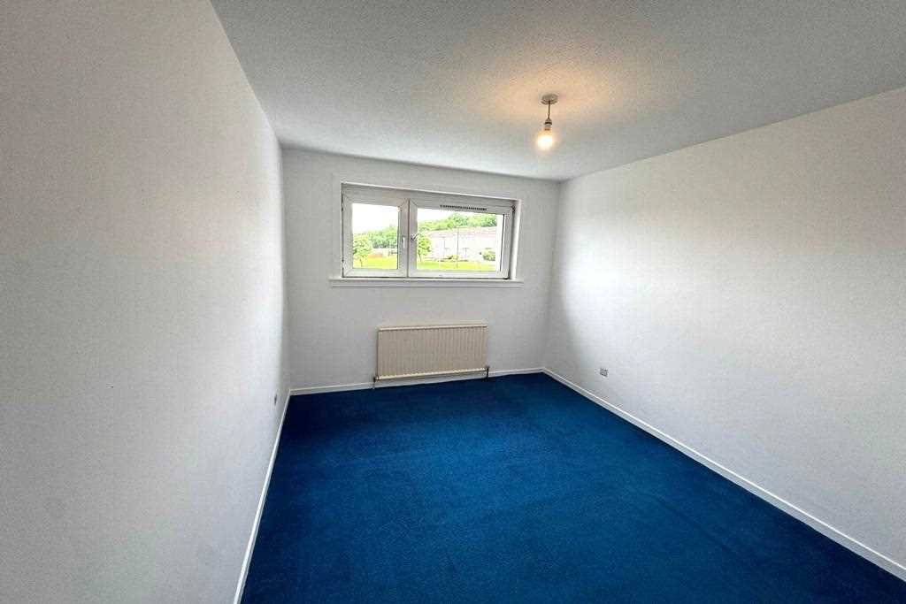 Balmore Drive - Picture 9